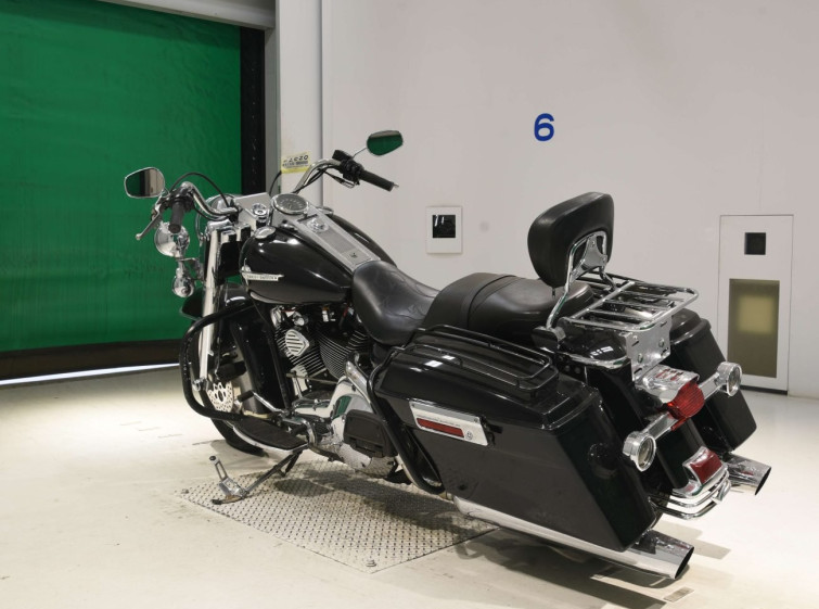 Мотоцикл HD ROAD KING FLHR1450 з пробігом 145132 km