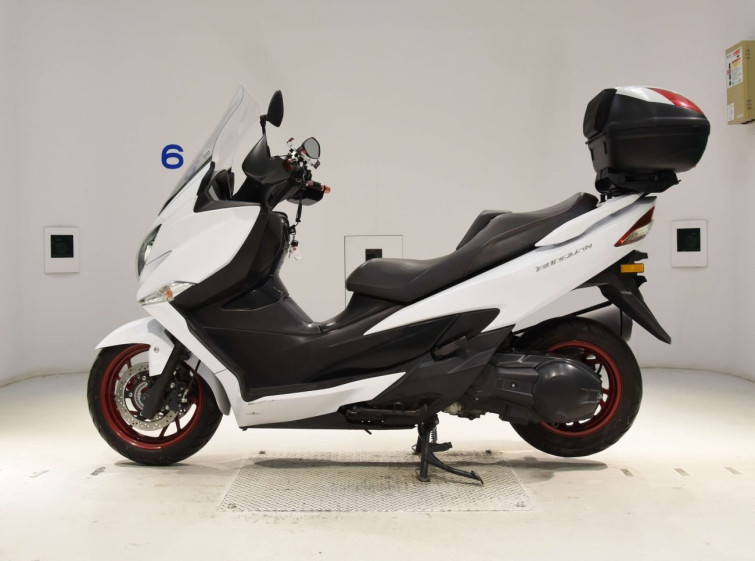 Мотоцикл Suzuki BURGMAN125 з пробігом 21139 km