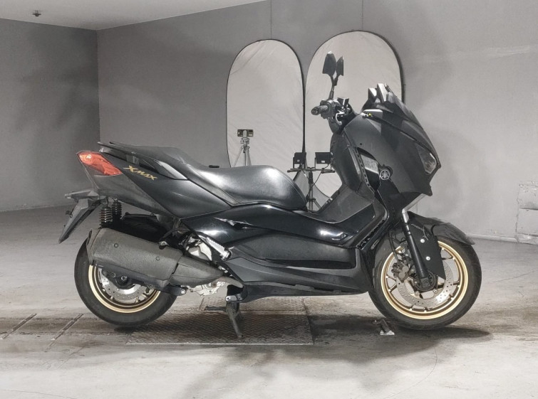 Мотоцикл Yamaha X-MAX250 з пробігом 18035 km