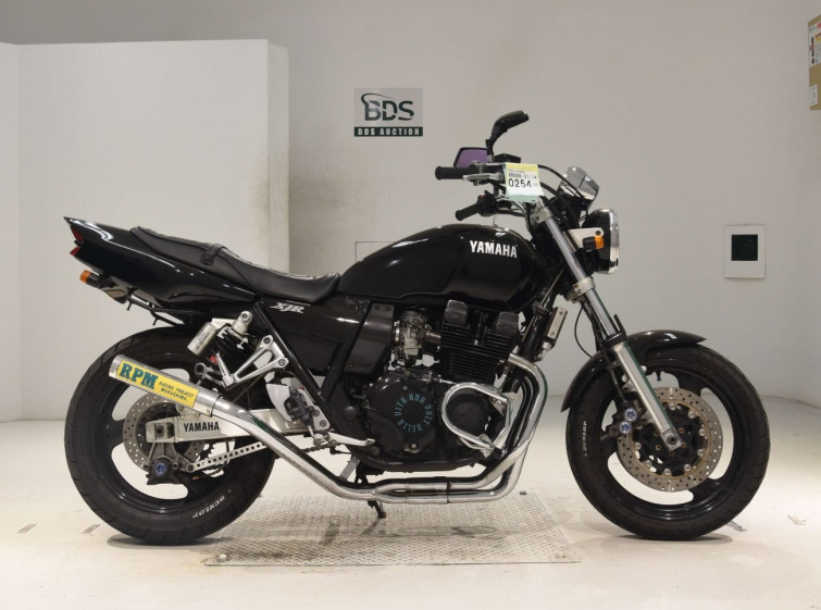 Мотоцикл Yamaha XJR400 з пробігом 84827 km