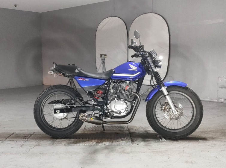 Мотоцикл Honda FTR223 с пробегом 10927 km