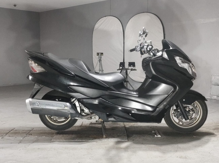 Мотоцикл Suzuki SKYWEAVE 250SS с пробегом 31107 km