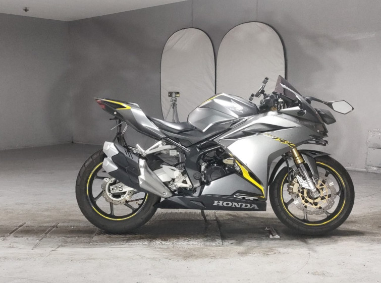 Мотоцикл Honda CBR250RR з пробігом 62899 km