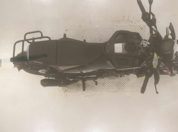 Мотоцикл Husqvarna SVARTPILEN 401 с пробегом 2012 km