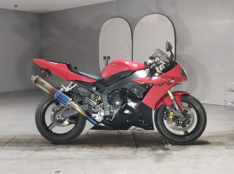 Мотоцикл Yamaha YZF-R1 з пробігом 34400 km