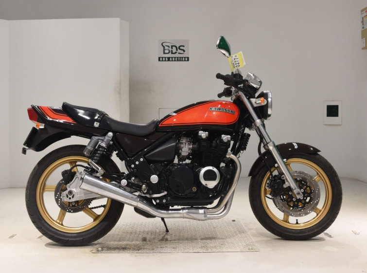 Мотоцикл Kawasaki ZEPHYR400 с пробегом 1456 km