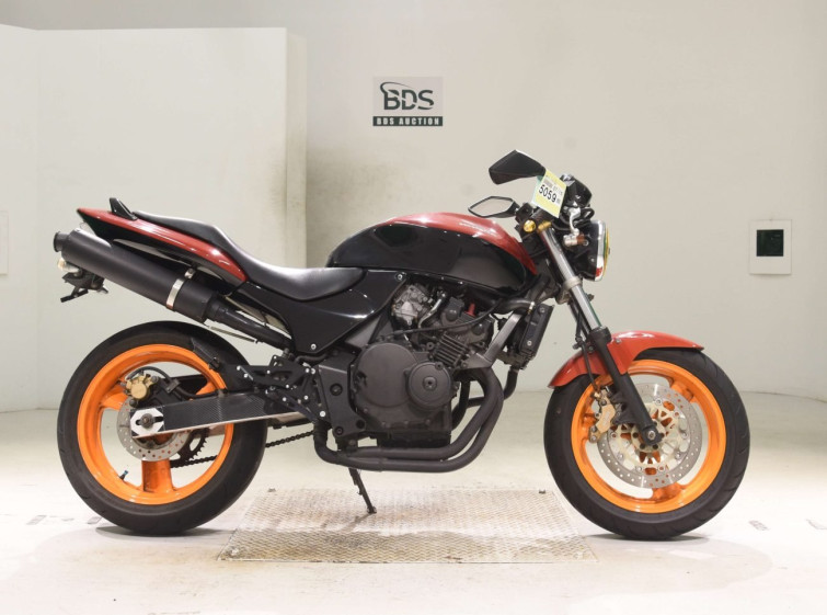Мотоцикл Honda HORNET CB250F с пробегом 21359 km