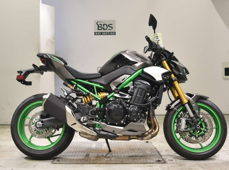 Мотоцикл Kawasaki Z900 з пробігом 679 km