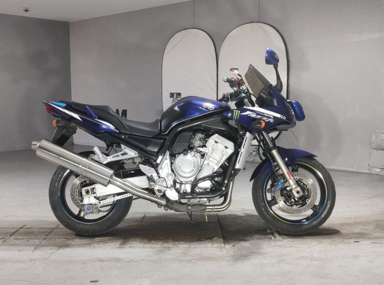 Мотоцикл Yamaha FZS1000 FAZER с пробегом 30208 m