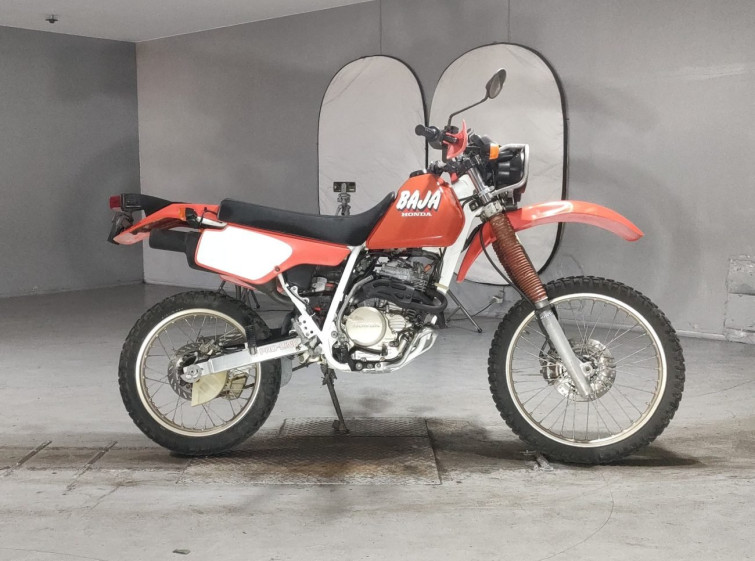 Мотоцикл Honda XLR250 с пробегом 11217 km