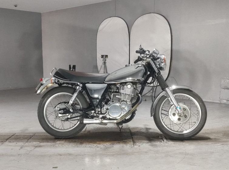Мотоцикл Yamaha SR400 з пробігом 28746 km