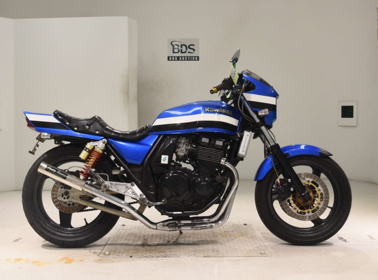Мотоцикл Kawasaki ZRX400 с пробегом 4840 km