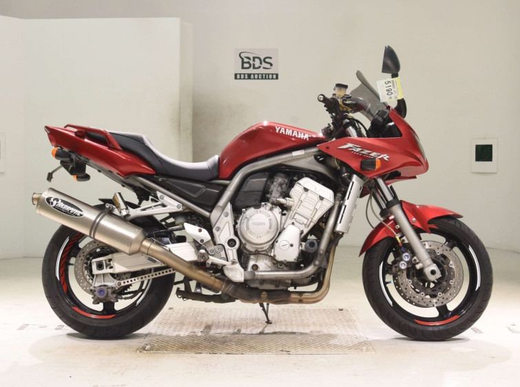 Мотоцикл Yamaha FZ1 FAZER з пробігом 49628 km