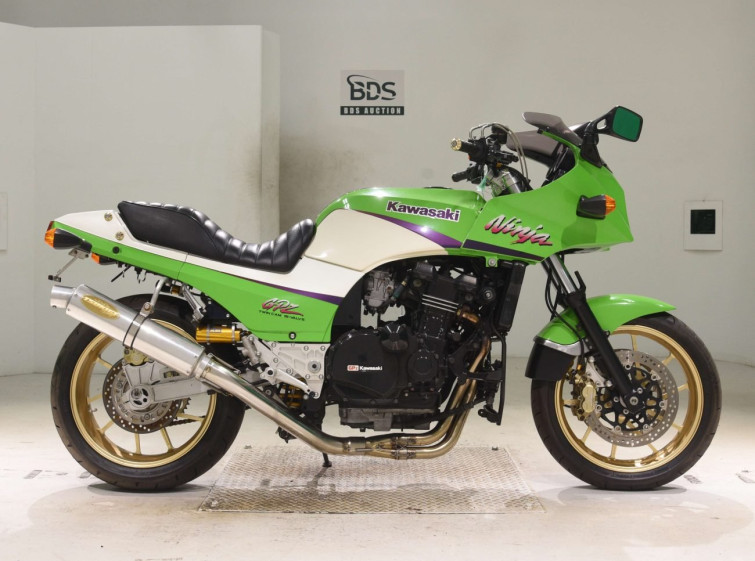 Мотоцикл Kawasaki GPZ900R с пробегом 25937 km