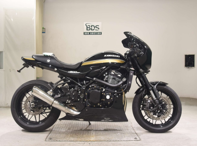 Мотоцикл Kawasaki Z900RS з пробігом 63306 km