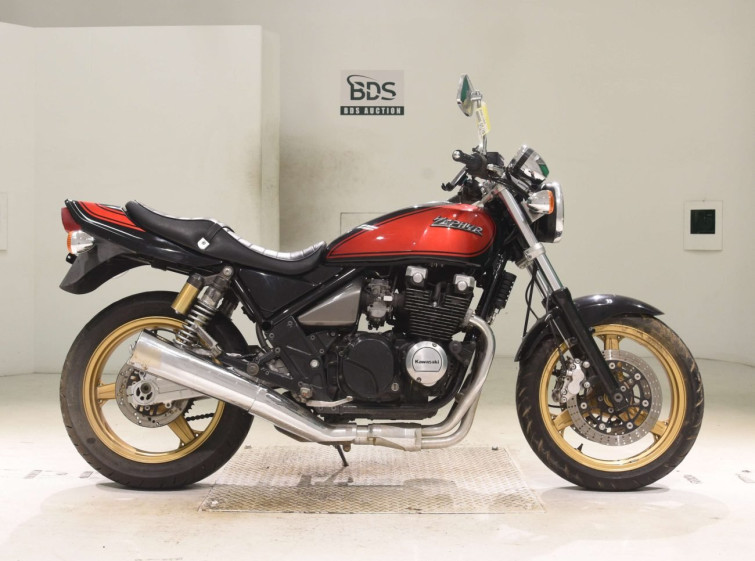 Мотоцикл Kawasaki ZEPHYR400 з пробігом 40236 km