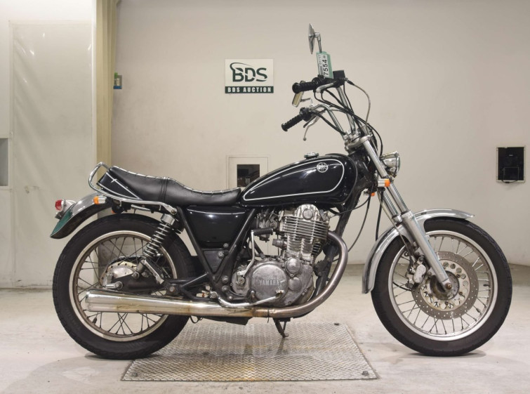 Мотоцикл Yamaha SR400 з пробігом 4520 km