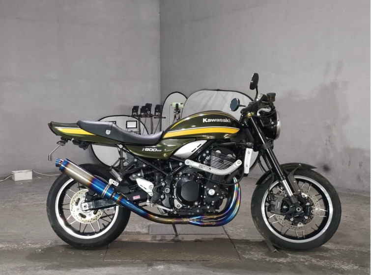 Мотоцикл Kawasaki Z900RS з пробігом 5760 km