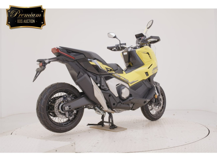 Мотоцикл Honda X-ADV750-2 з пробігом 277 km