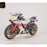 Мотоцикл Yamaha YZF-R1 с пробегом 2812 km