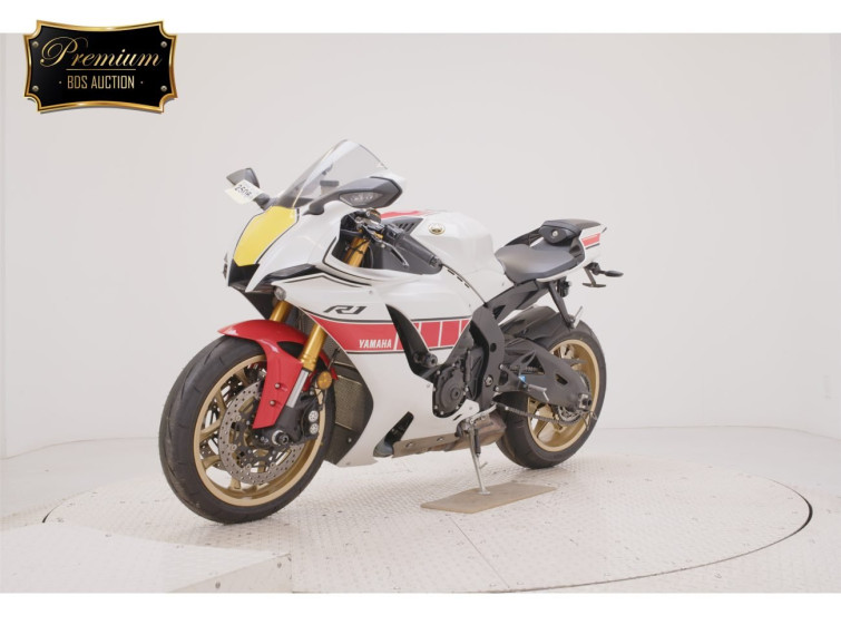 Мотоцикл Yamaha YZF-R1 с пробегом 2812 km