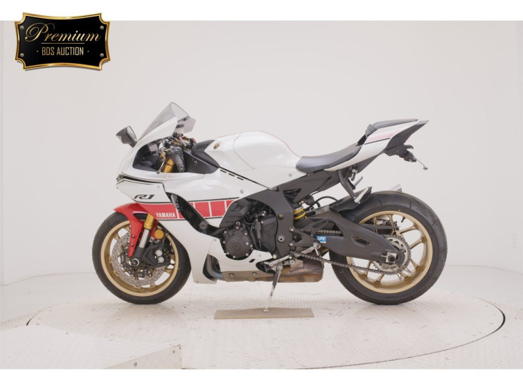 Мотоцикл Yamaha YZF-R1 с пробегом 2812 km