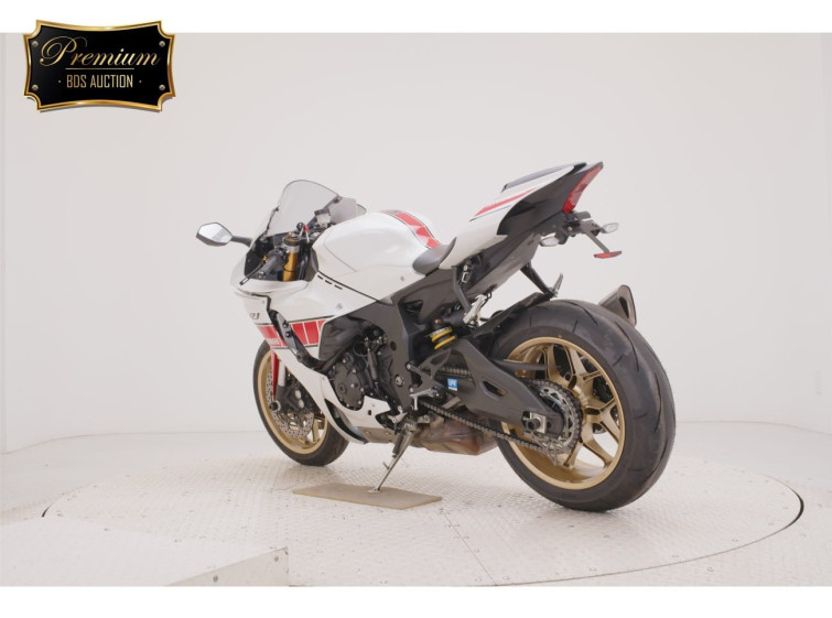 Мотоцикл Yamaha YZF-R1 с пробегом 2812 km