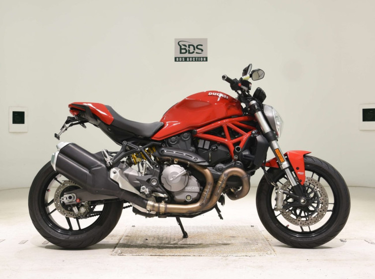 Мотоцикл Ducati MONSTER 821 з пробігом 40102 km