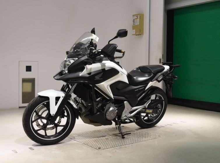 Мотоцикл Honda NC700XA з пробігом 28241 km