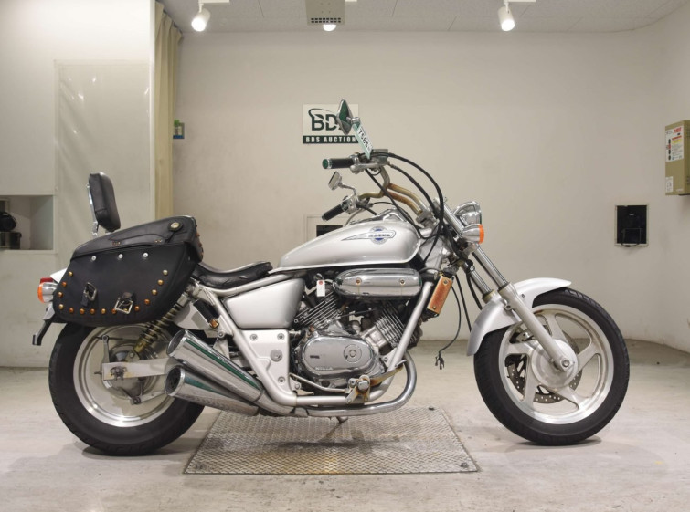 Мотоцикл Honda MAGNA250 з пробігом 38259 km