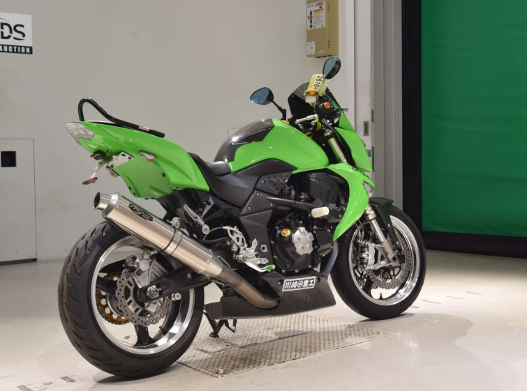 Мотоцикл Kawasaki Z1000 з пробігом 25880 km