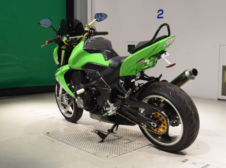 Мотоцикл Kawasaki Z1000 з пробігом 25880 km