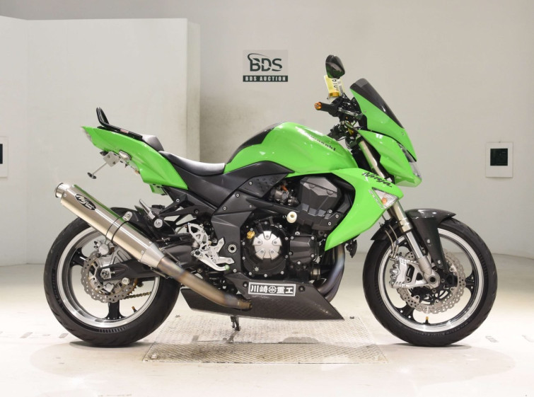 Мотоцикл Kawasaki Z1000 з пробігом 25880 km