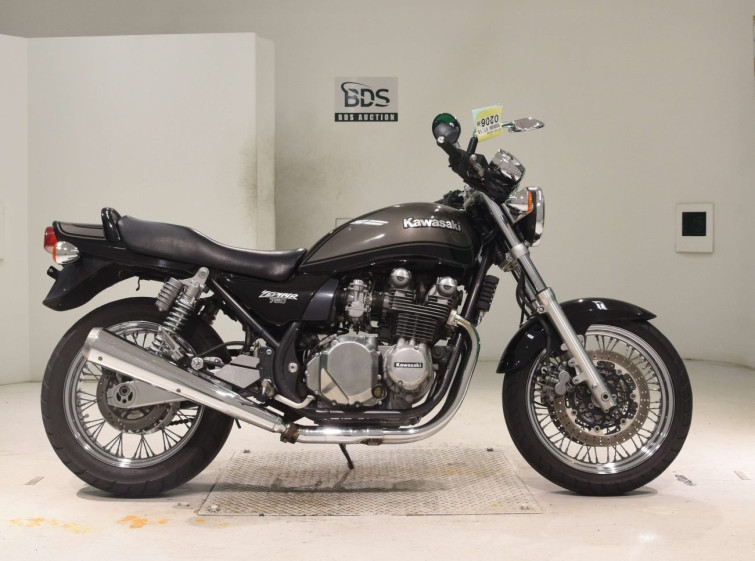 Мотоцикл Kawasaki ZEPHYR750RS с пробегом 18534 km