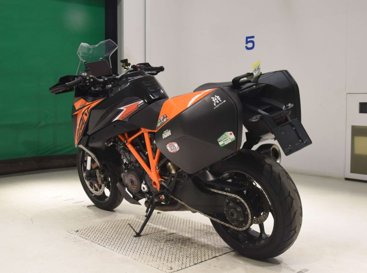 Мотоцикл KTM 1290 SUPERDUKE GT з пробігом 35392 km
