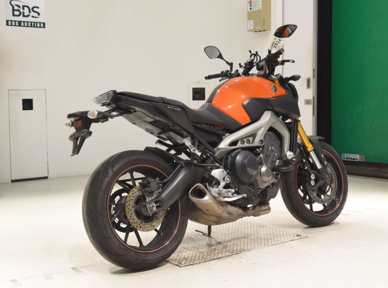 Мотоцикл Yamaha MT-09 з пробігом 42676 km