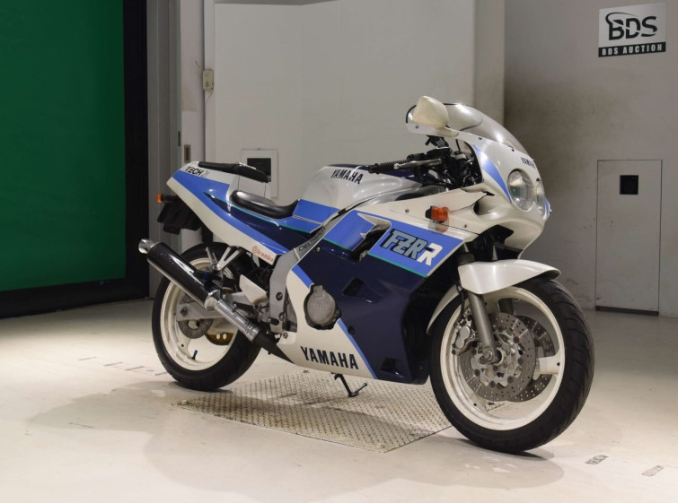 Мотоцикл Yamaha FZR250 с пробегом 11492 km