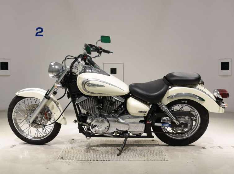 Мотоцикл Yamaha DRAGSTAR XVS250 с пробегом 19784 km