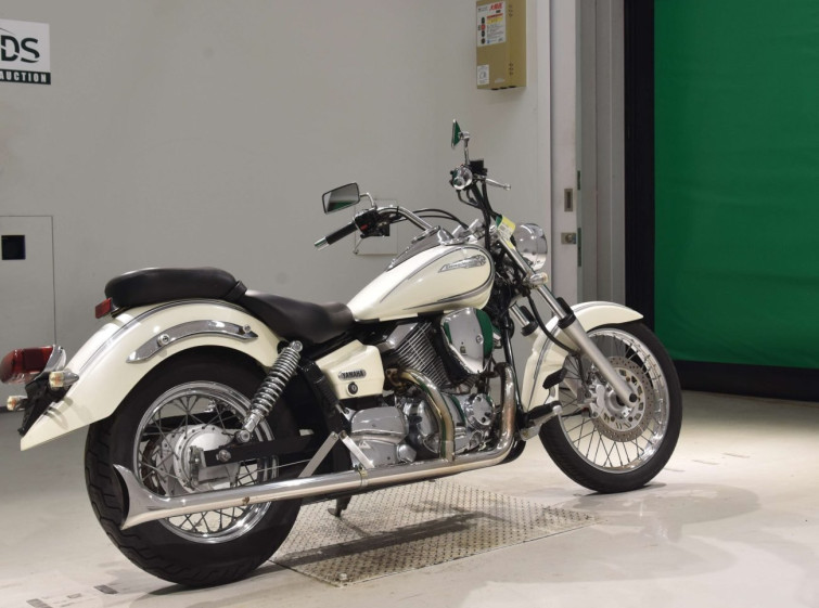 Мотоцикл Yamaha DRAGSTAR XVS250 с пробегом 19784 km
