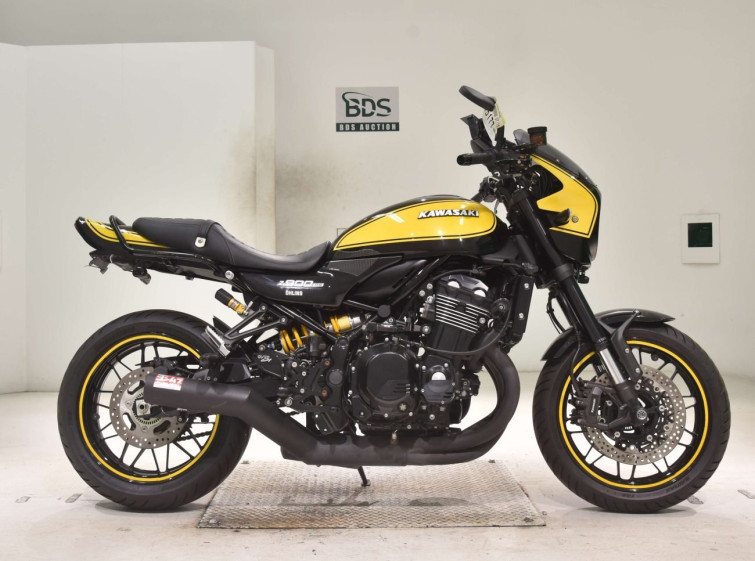Мотоцикл Kawasaki Z900RS з пробігом 12100 km