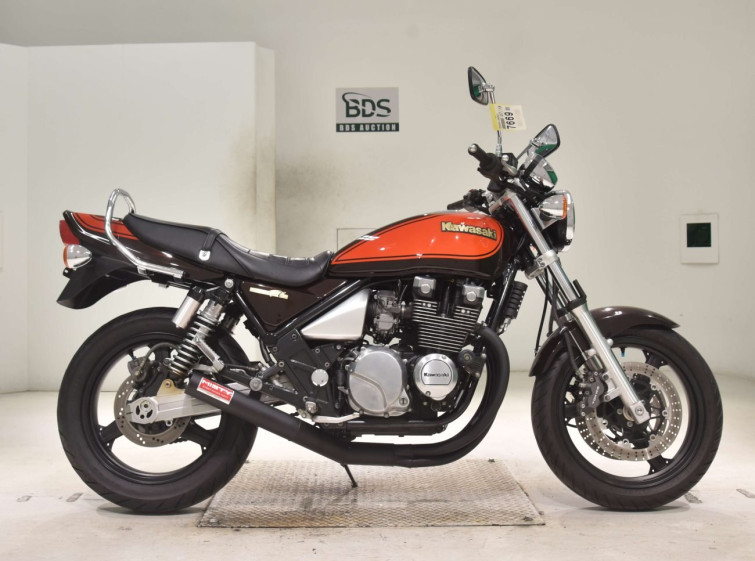 Мотоцикл Kawasaki ZEPHYR400 з пробігом 13733 km