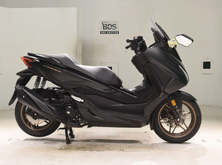 Мотоцикл Honda FORZA-6 с пробегом 4454 km
