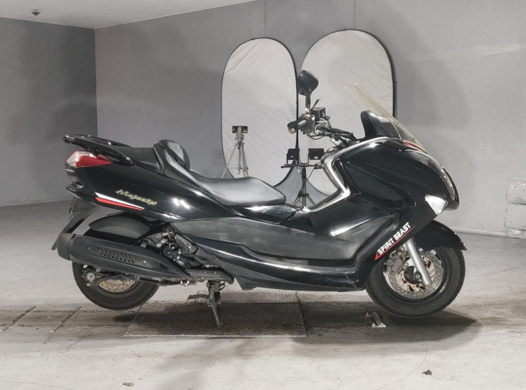 Мотоцикл Yamaha MAJESTY 250 з пробігом 69647 km