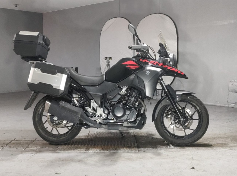 Мотоцикл Suzuki V-STROM DL250 з пробігом 18726 km
