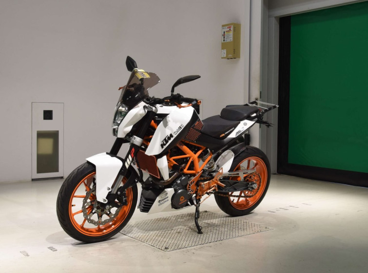 Мотоцикл KTM 390 DUKE с пробегом 23744 km