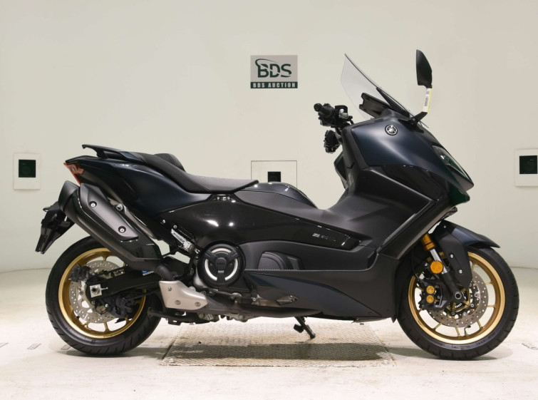 Мотоцикл Yamaha T-MAX560T з пробігом 5400 km