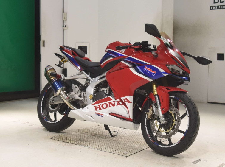 Мотоцикл Honda CBR250RRA з пробігом 2792 km