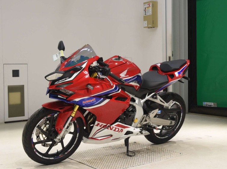Мотоцикл Honda CBR250RRA з пробігом 2792 km