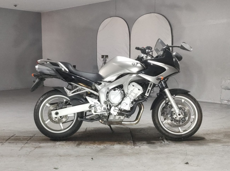 Мотоцикл Yamaha FZ6-S FAZER з пробігом 13628 km