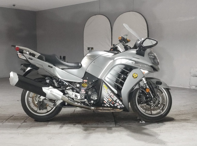 Мотоцикл Kawasaki CONCOURS 14 с пробегом 93318 km